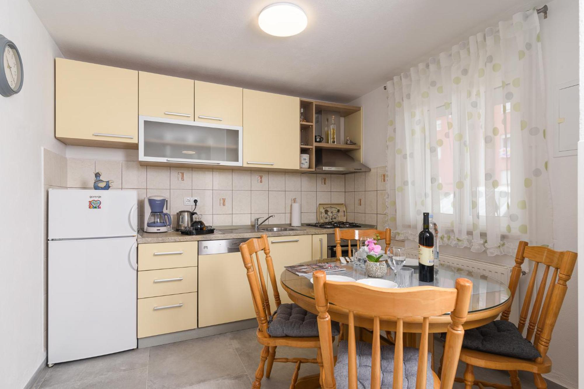 Apartman Karic Τρογκίρ Εξωτερικό φωτογραφία